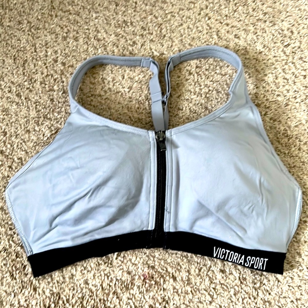 VS: Victoria Sport - Sports Bra - Sz 32D